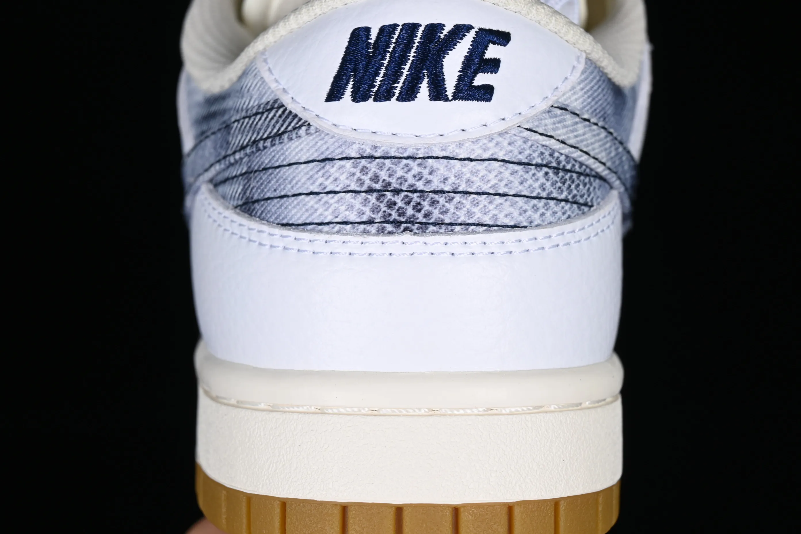 All categories Nk SB Dunk series Nk SB Dunk Low low-top sneakers Nk Dunk Low "Washed Denim" washed denim SB dunk series low-top casual sports skateboard shoes FN6881-100